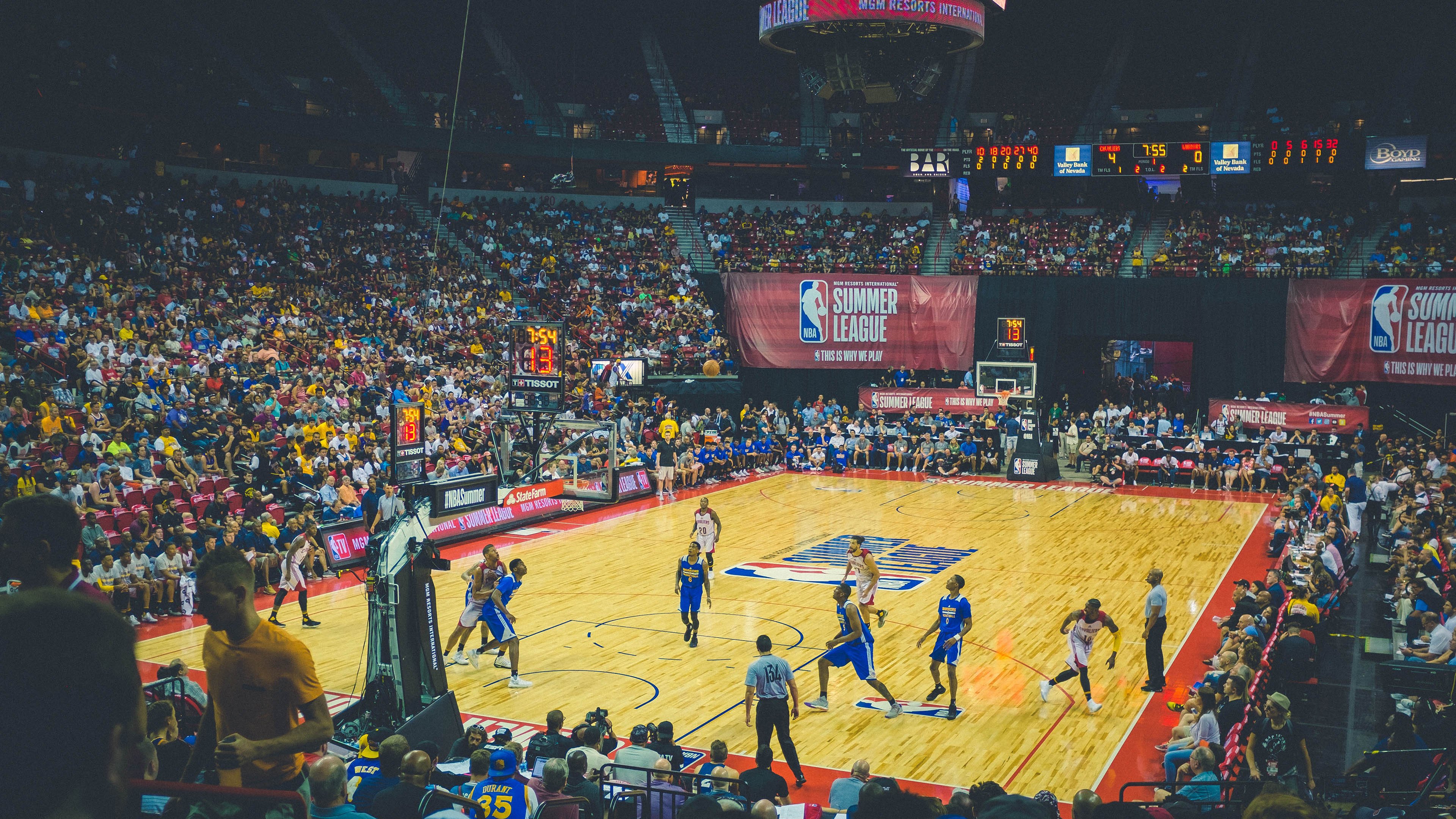 德甲精彩片段：力拼到底，场面火爆！